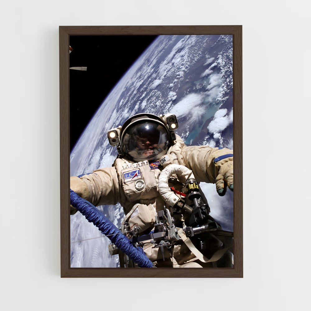 ap-astronaut-5 cadre Bois foncé
