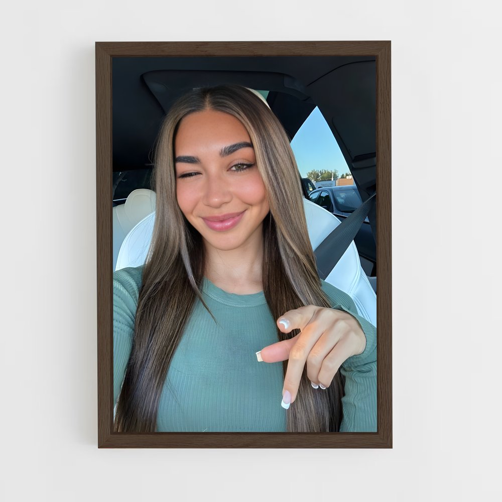 ap-chantel jeffries-4 cadre Bois foncé