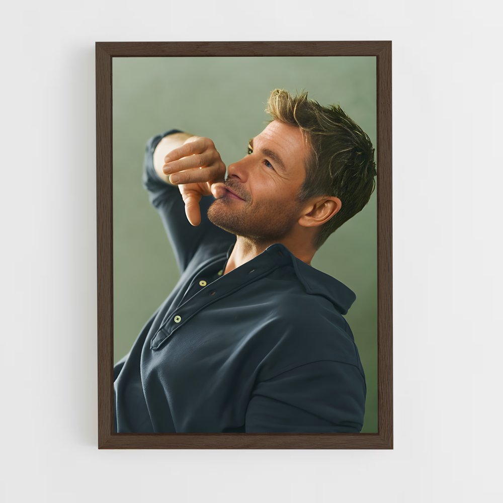 ap-chris hemsworth-2 cadre Bois foncé