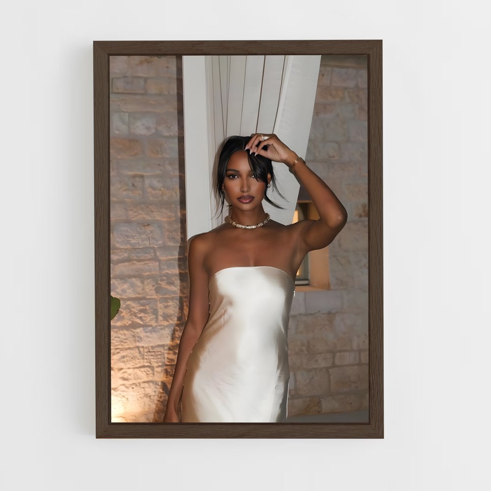 ap-jasmine tookes-6 cadre Bois foncé