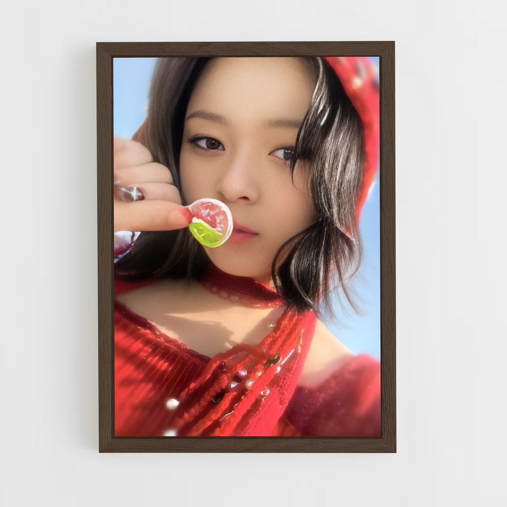 ap-jeongyeon-6 cadre Bois foncé