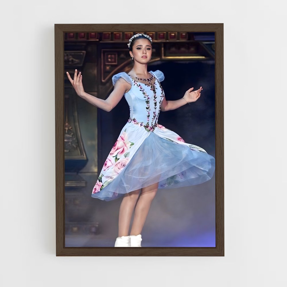 ap-kamila valieva-10 cadre Bois foncé