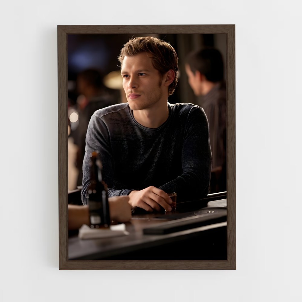 ap-klaus mikaelson-3 cadre Bois foncé