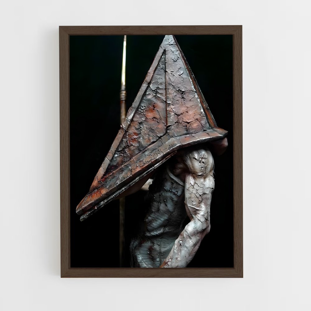 ap-pyramid head-2 cadre Bois foncé