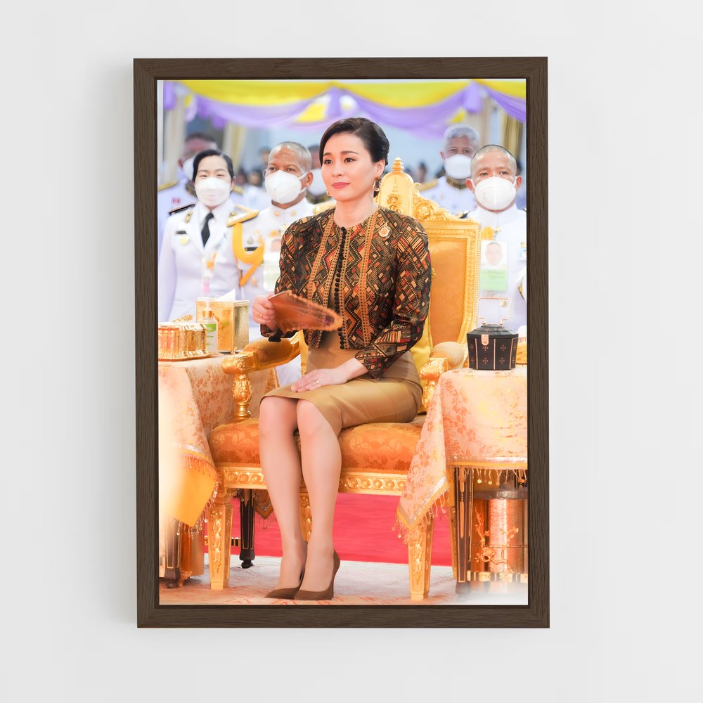 ap-queen suthida-10 cadre Bois foncé
