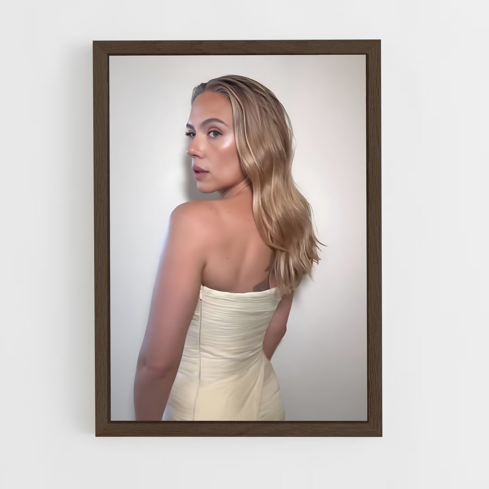 ap-scarlett johansson-8 cadre Bois foncé