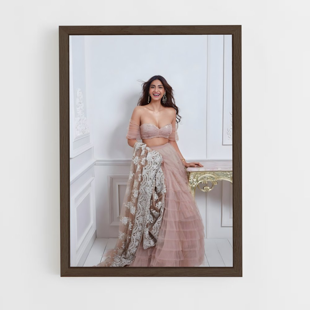 ap-sonam kapoor-1 cadre Bois foncé
