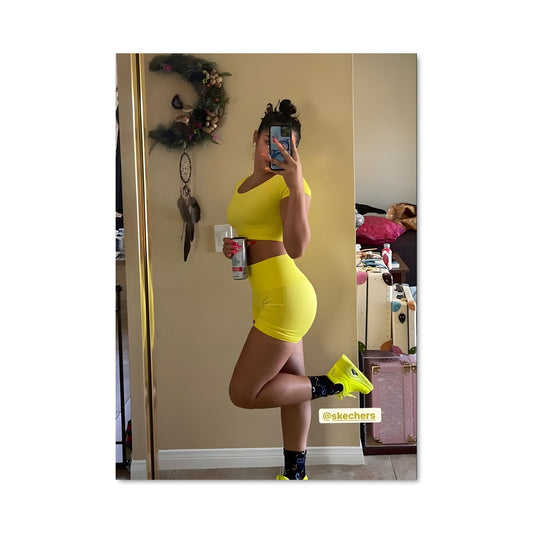Poster Yellow Chic