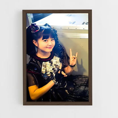 ap-babymetal-1 cadre Bois foncé