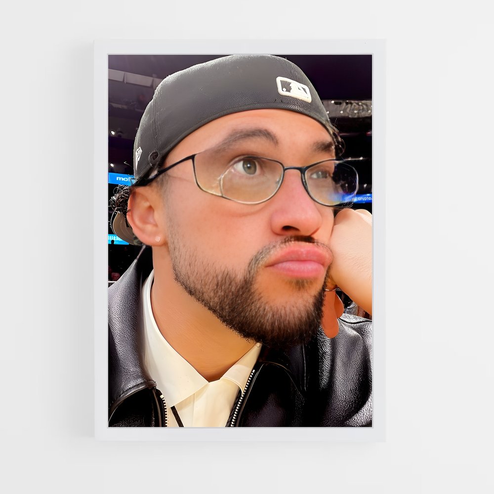 ap-bad bunny-1 cadre Blanc