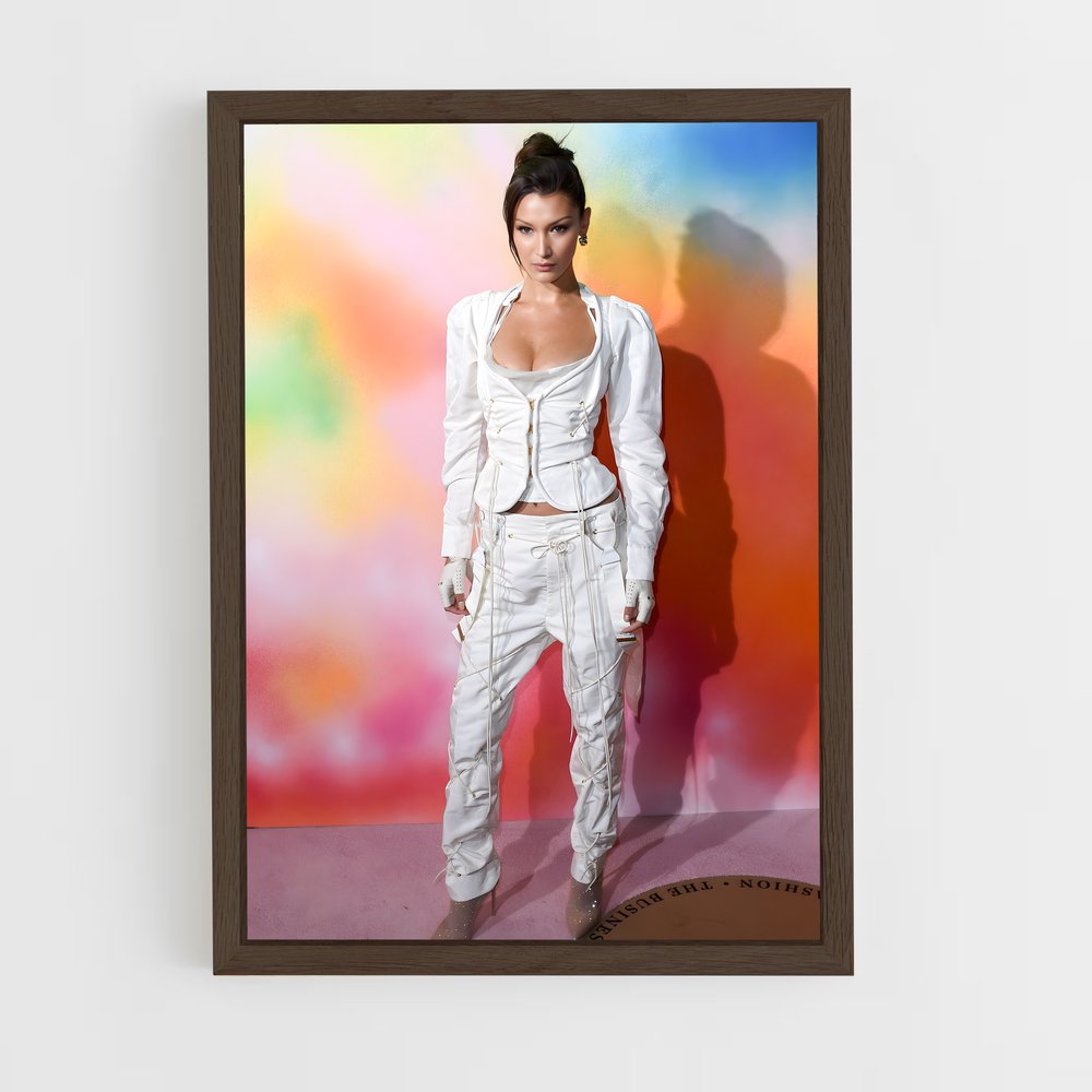 ap-bella hadid-8 cadre Bois foncé