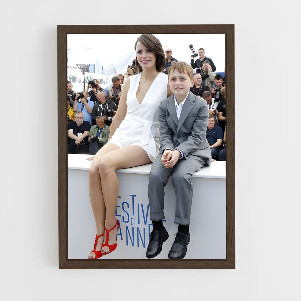 ap-berenice bejo-3 cadre Bois foncé