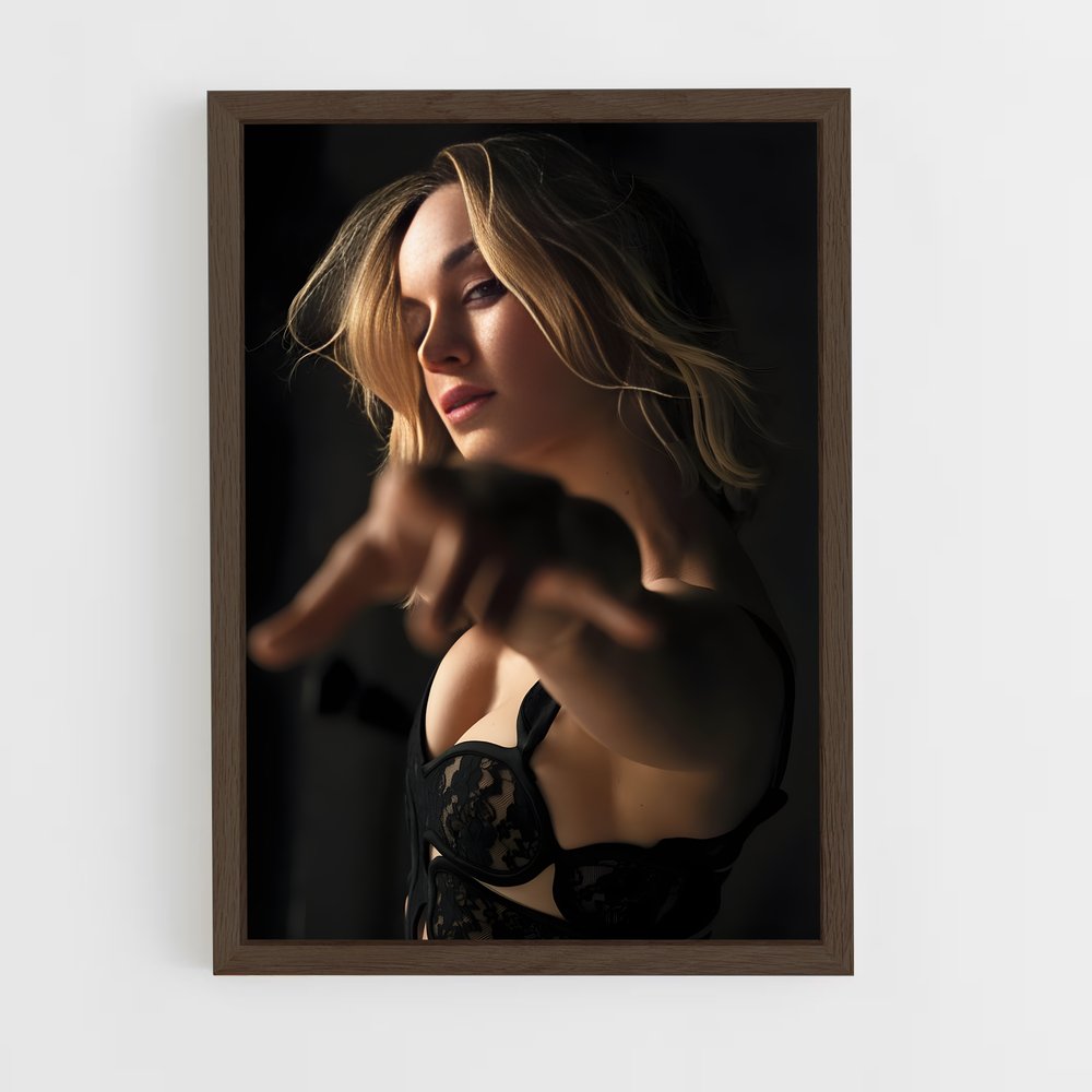 ap-brie larson-3 cadre Bois foncé