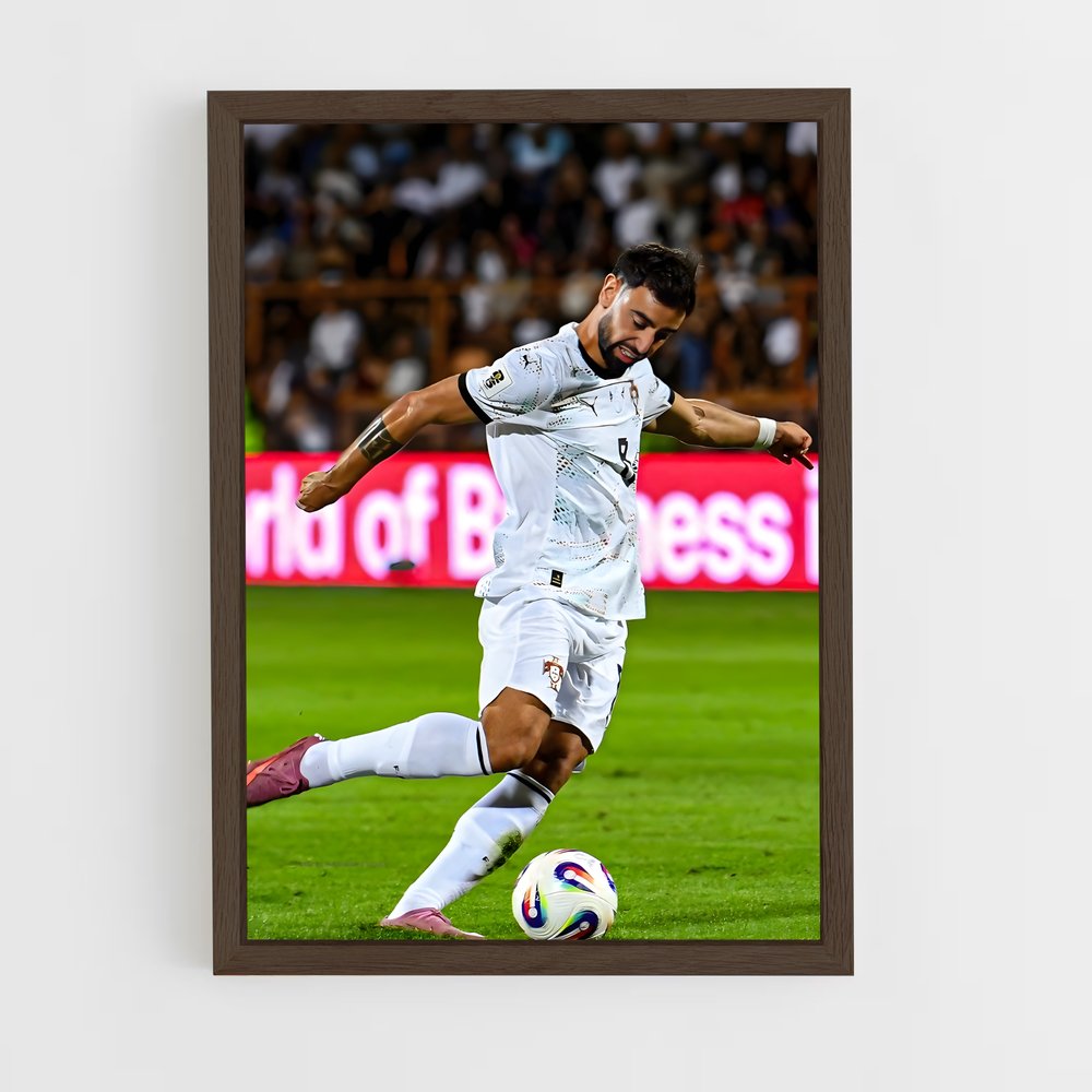 ap-bruno fernandes-6 cadre Bois foncé
