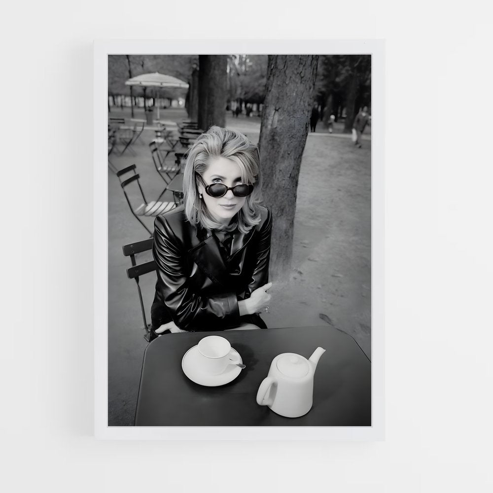 ap-catherine deneuve-1 cadre Blanc