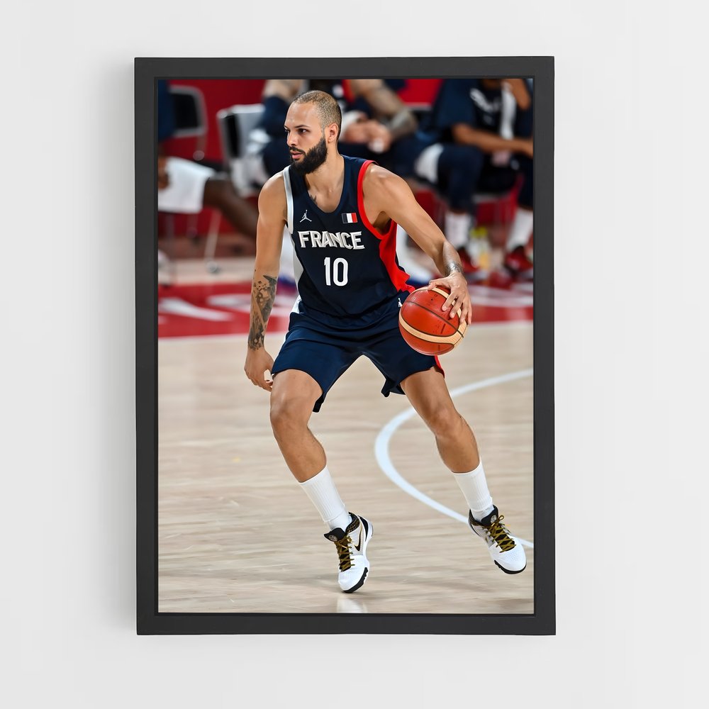 ap-evan fournier-3 cadre Noir