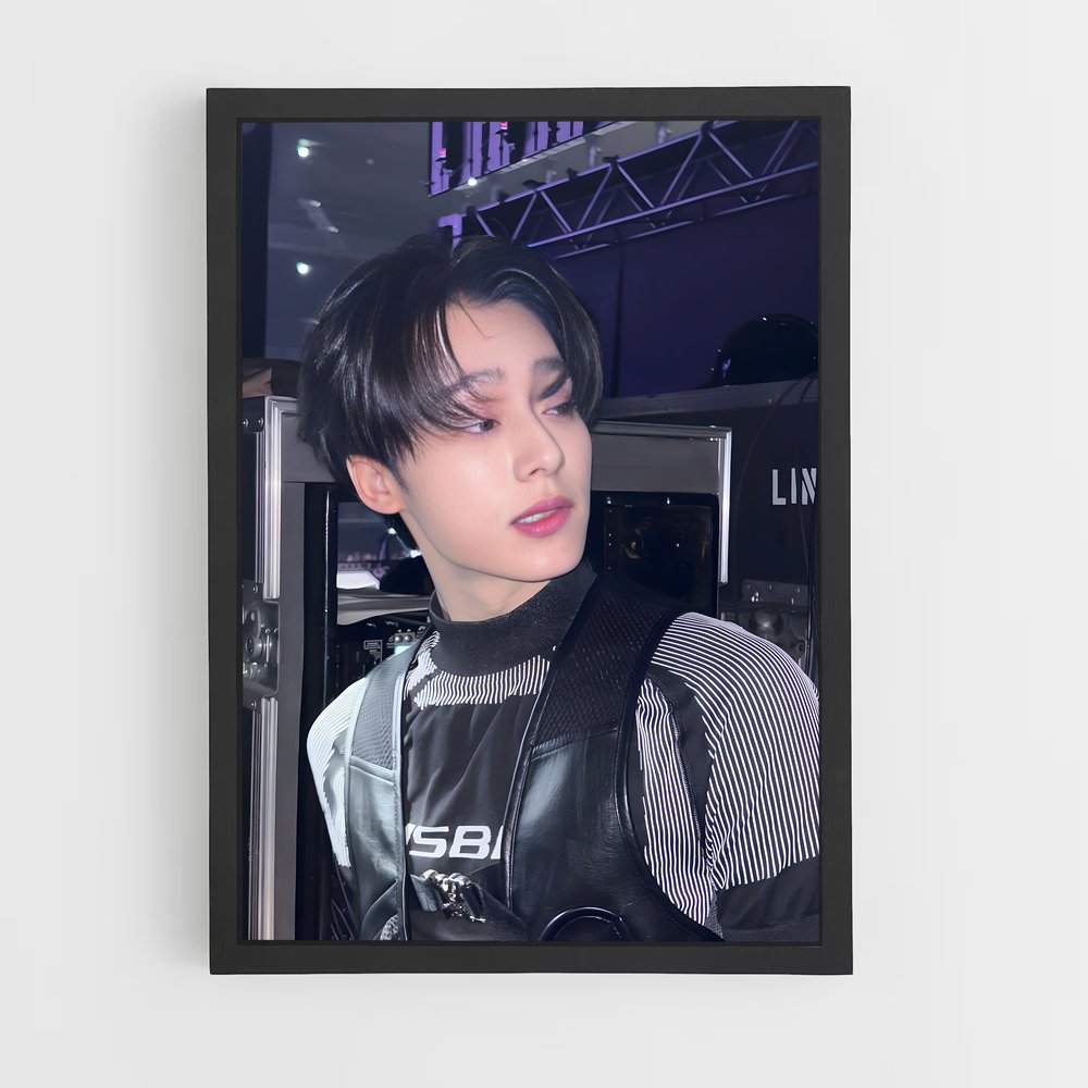 ap-hwanwoong-6 cadre Noir