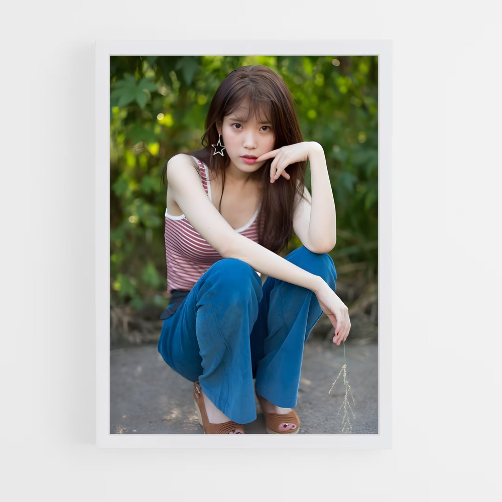ap-iu lee ji-eun-10 cadre Blanc