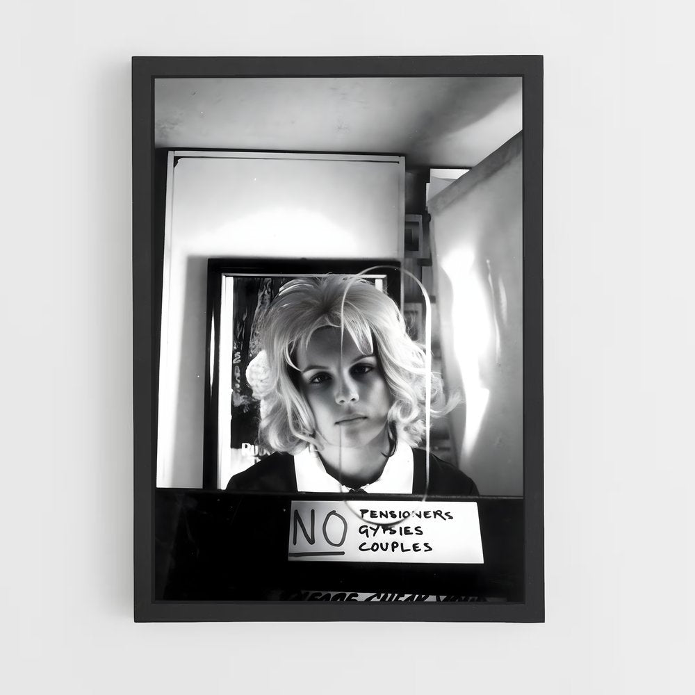 ap-jennifer saunders-3 cadre Noir
