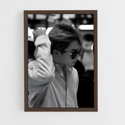 ap-jimin-11 cadre Bois foncé
