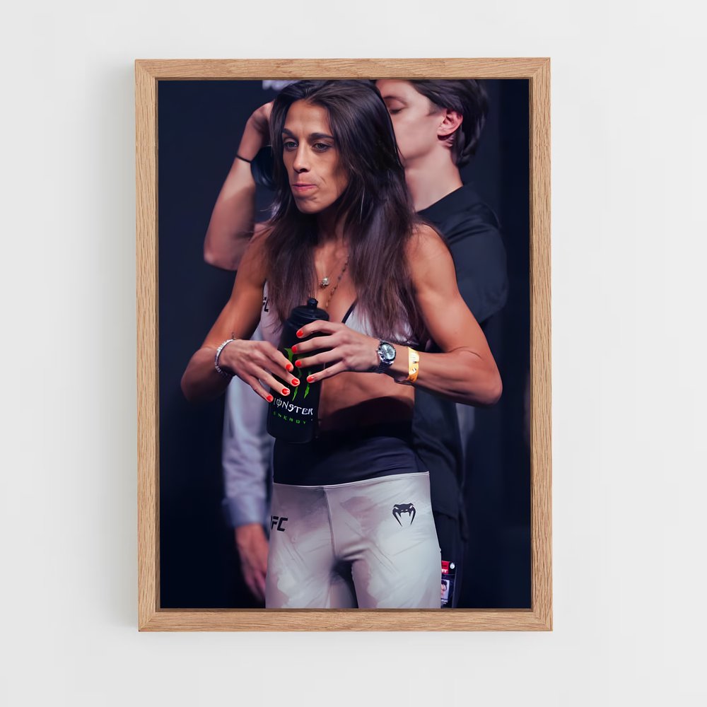 ap-joanna jedrzejczyk-8 cadre Bois clair