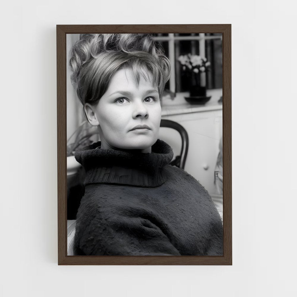 ap-judi dench-2 cadre Bois foncé