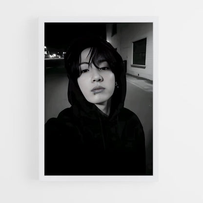 ap-jungkook-5 cadre Blanc