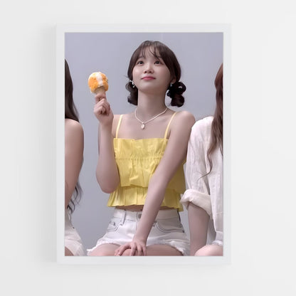 ap-kim chaewon-7 cadre Blanc