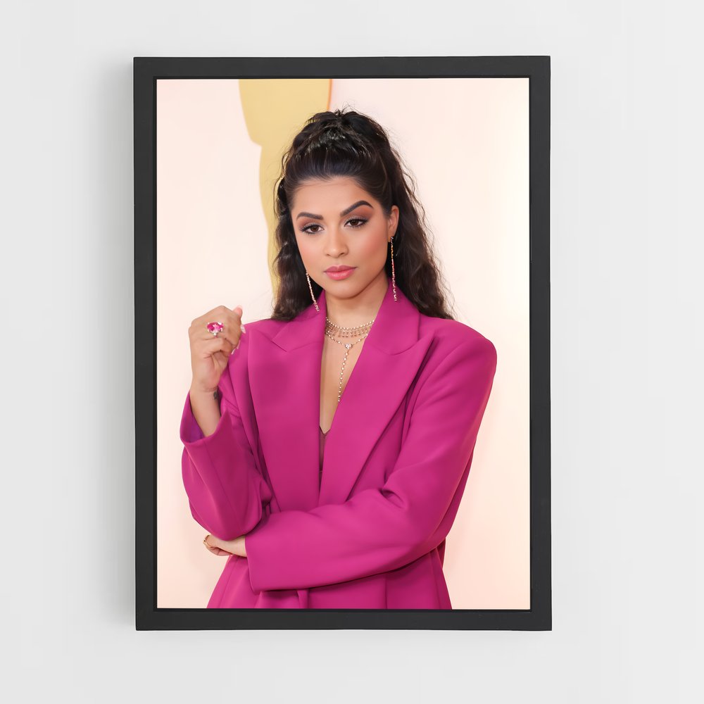 ap-lilly singh-3 cadre Noir
