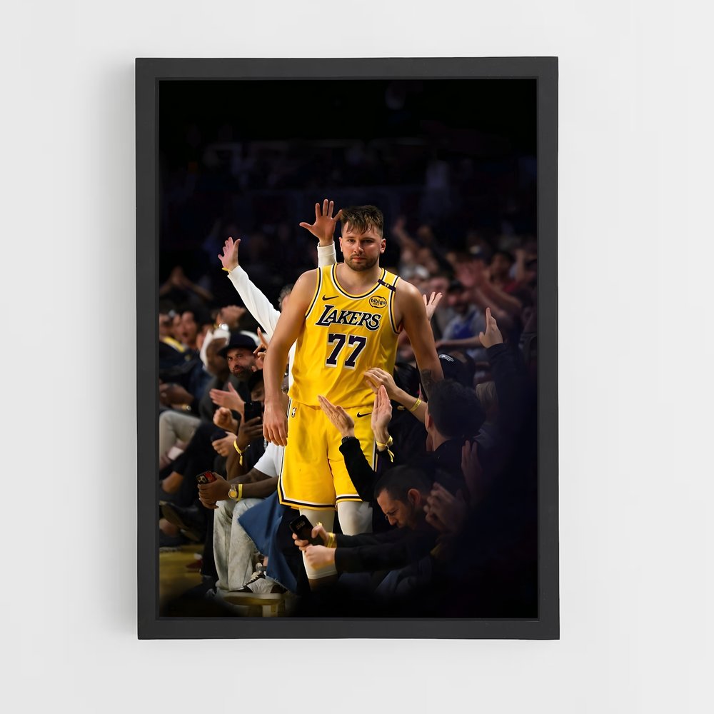 ap-luka doncic-2 cadre Noir