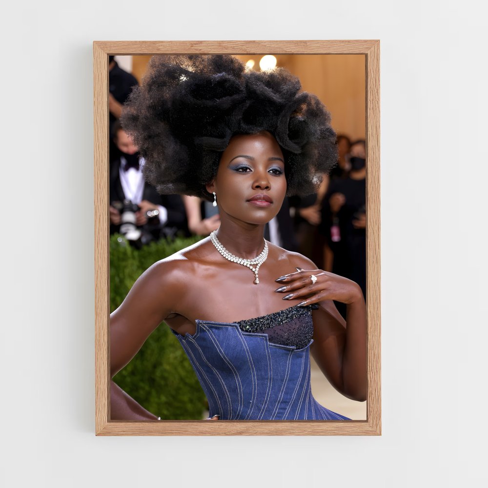 ap-lupita nyong'o-1 cadre Bois clair