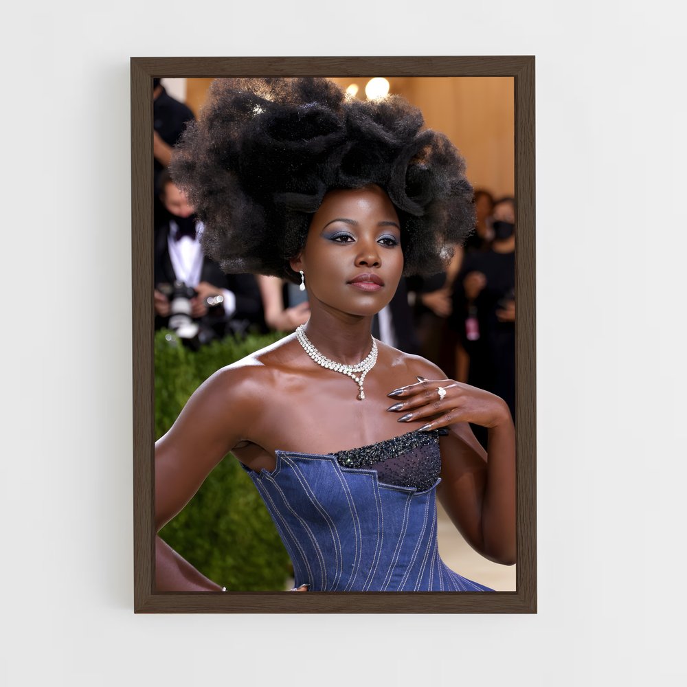ap-lupita nyong'o-1 cadre Bois foncé