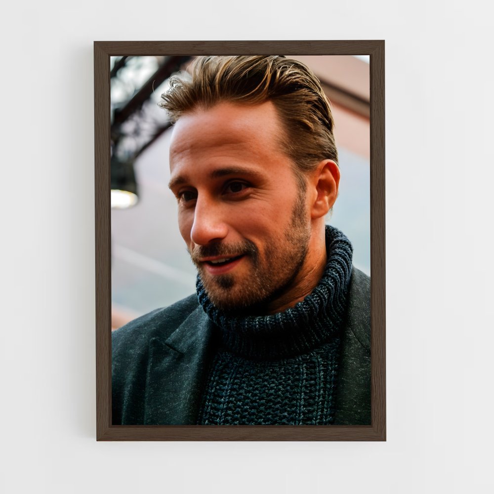 ap-matthias schoenaerts-8 cadre Bois foncé