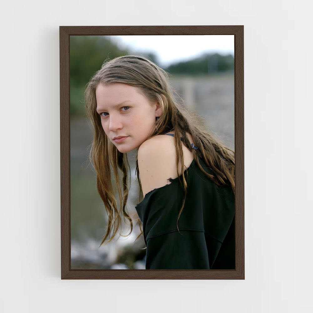 ap-mia wasikowska-3 cadre Bois foncé