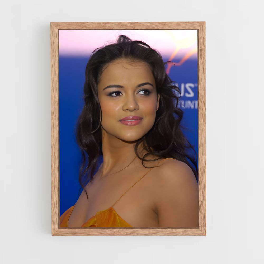ap-michelle rodriguez-3 cadre Bois clair