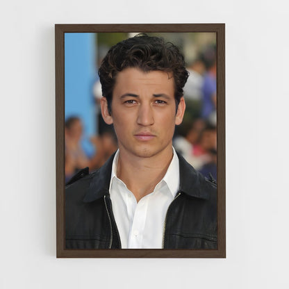 ap-miles teller-6 cadre Bois foncé