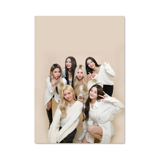 Poster Momoland Glamour
