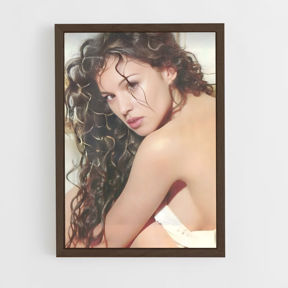 ap-monica bellucci-3 cadre Bois foncé