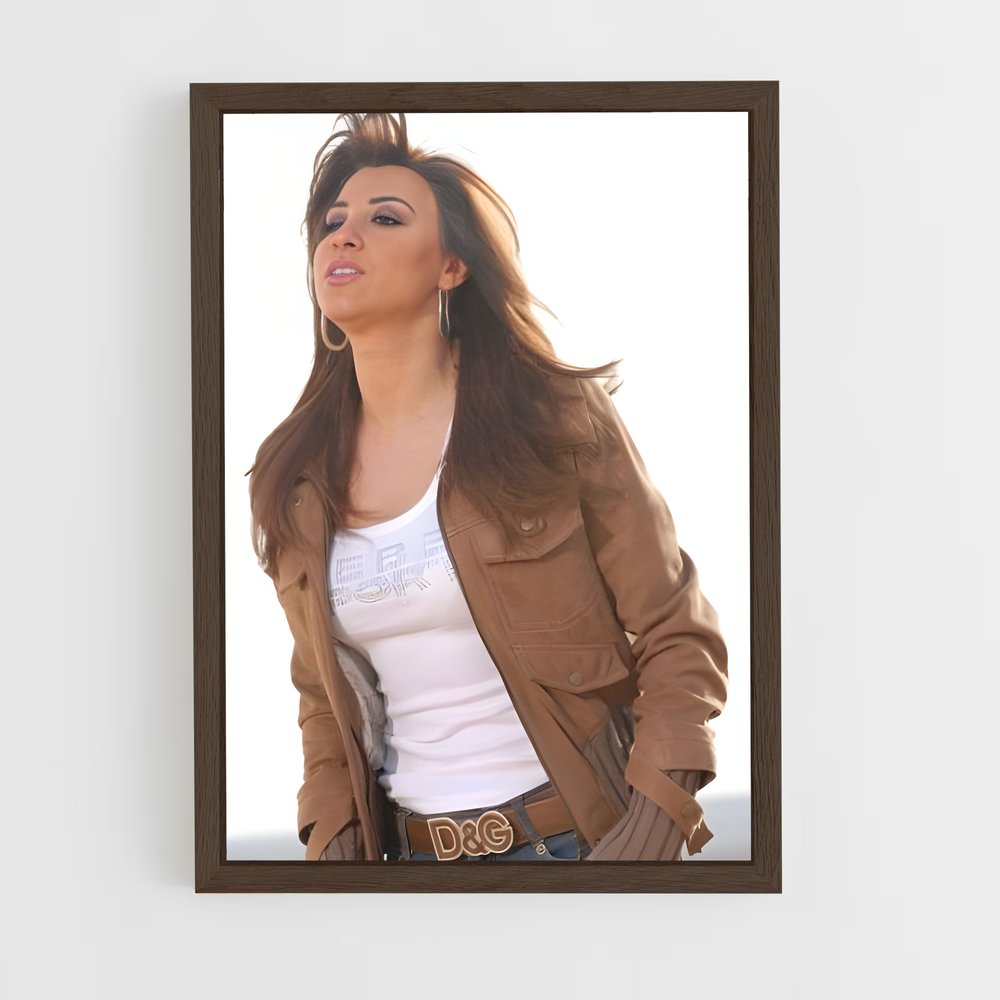 ap-najwa karam-5 cadre Bois foncé