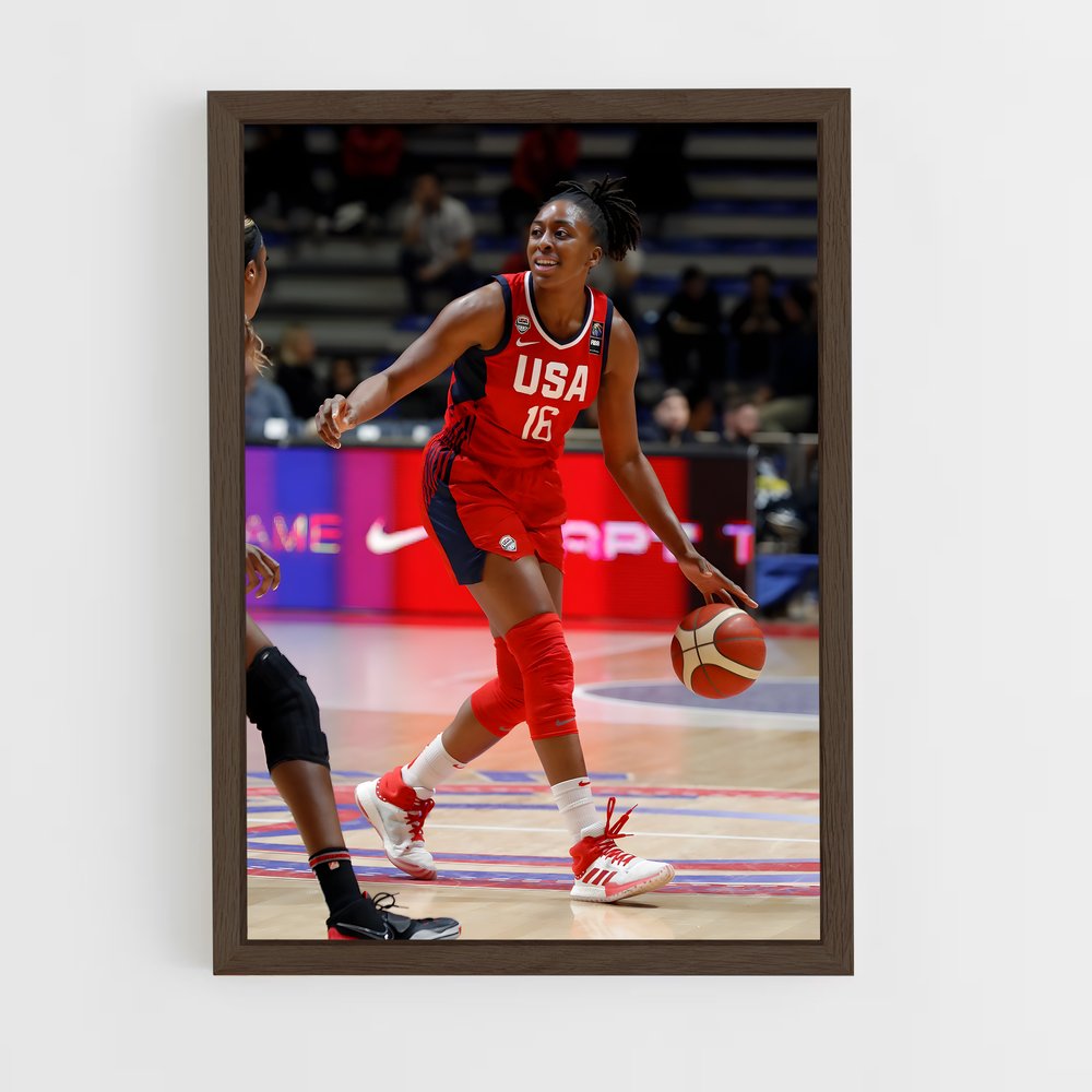 ap-nneka ogwumike-4 cadre Bois foncé