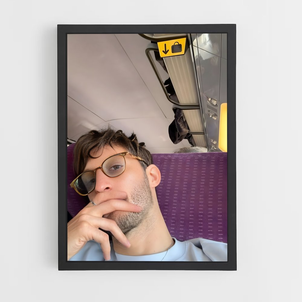 ap-pierre niney-5 cadre Noir