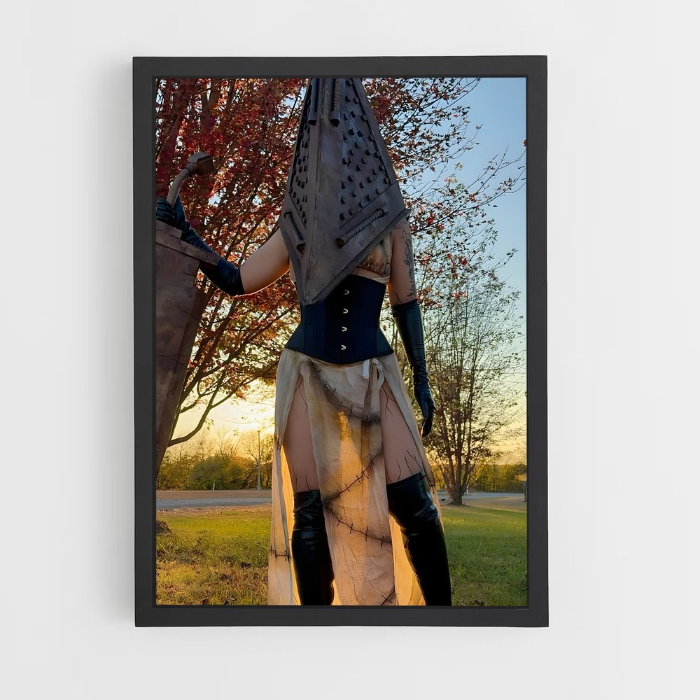 ap-pyramid head-4 cadre Noir