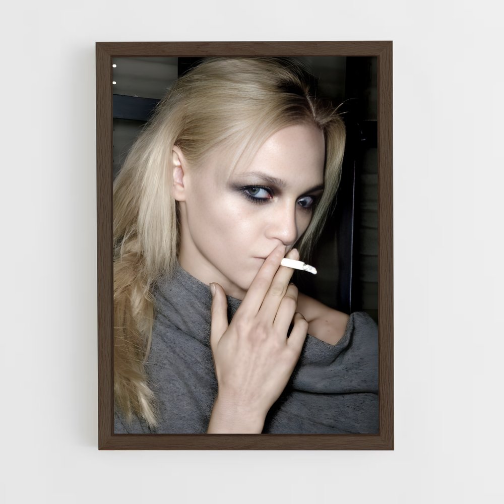 ap-sasha pivovarova-2 cadre Bois foncé