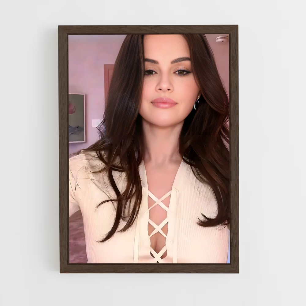 ap-selena gomez-4 cadre Bois foncé
