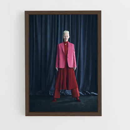 ap-tilda swinton-1 cadre Bois foncé