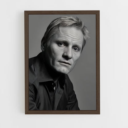 ap-viggo mortensen-4 cadre Bois foncé