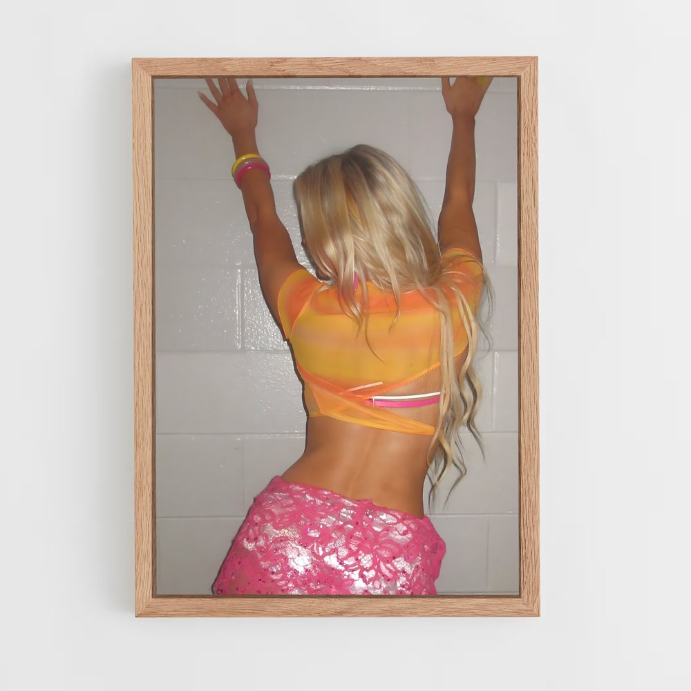 ap-zara larsson-4 cadre Bois clair