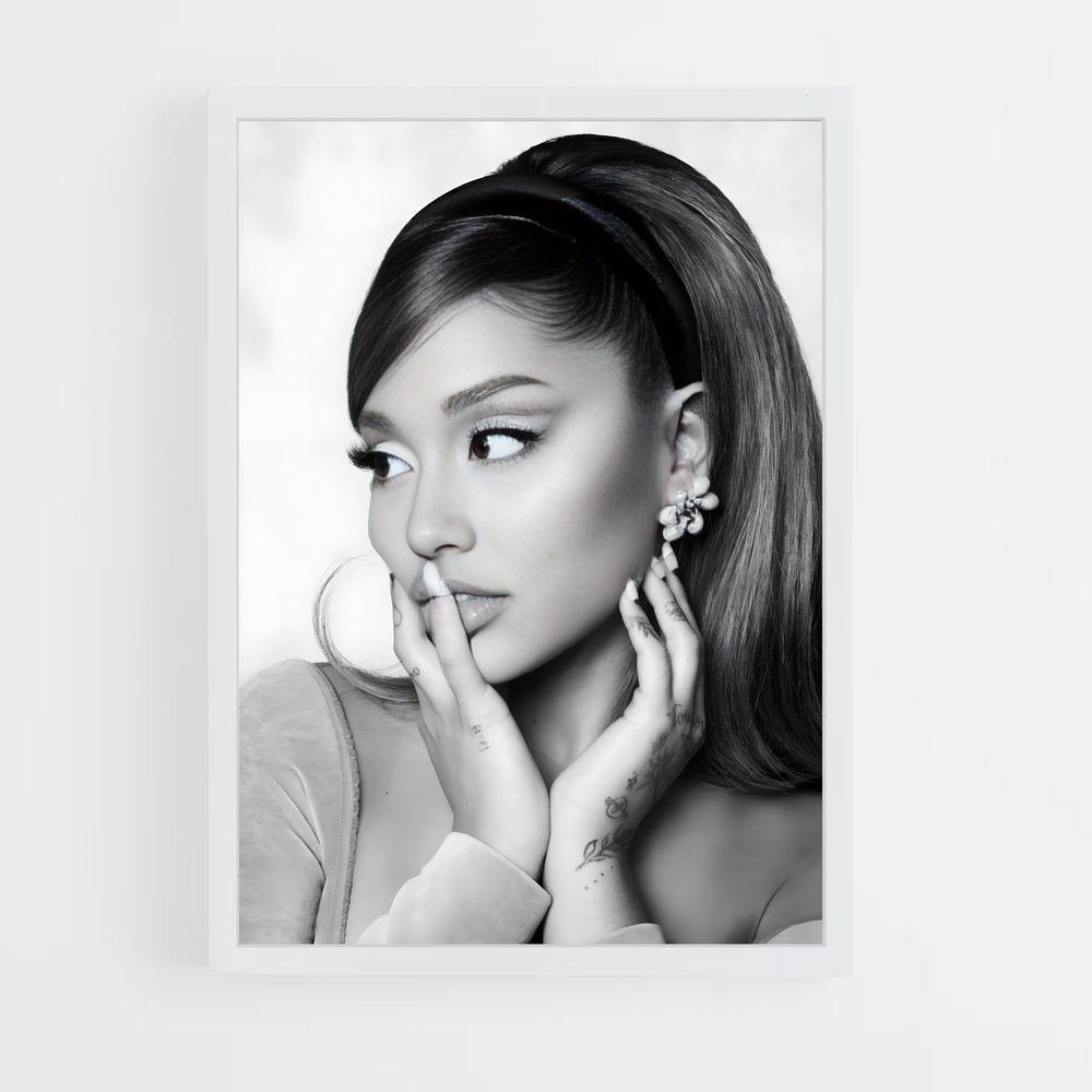 ariana-grande-8 cadre Blanc