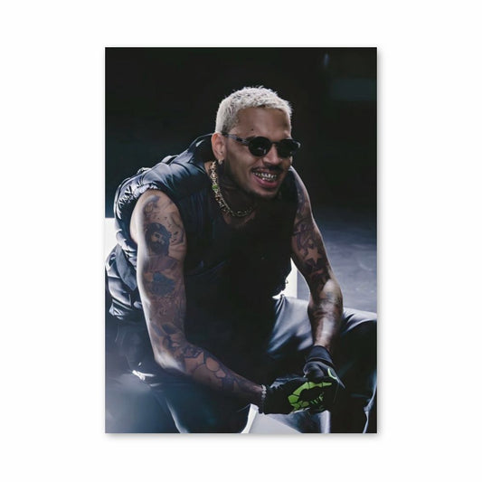 Póster Chris Brown sorridente